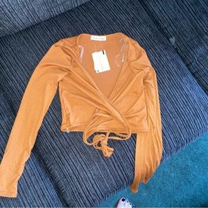 Cute wrap around crop top size small